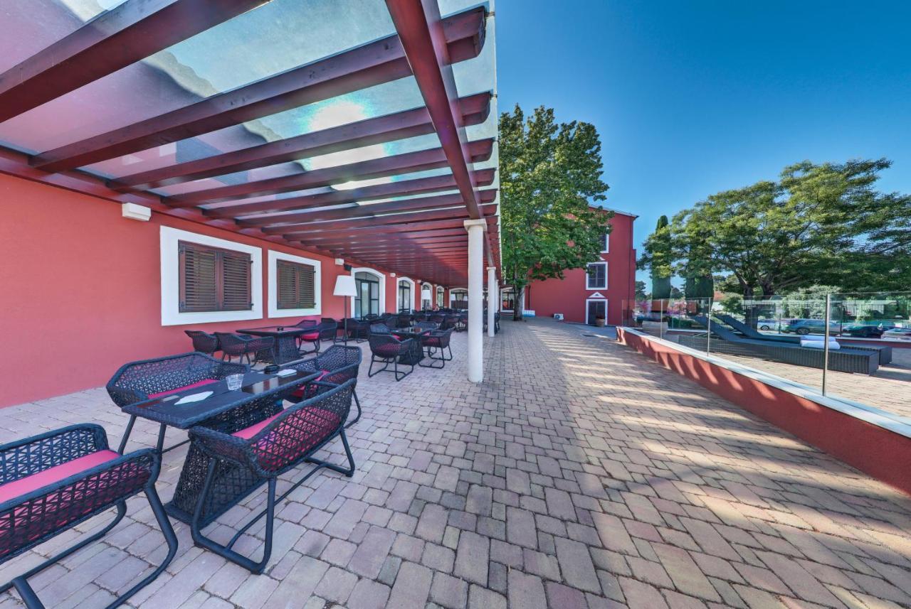 Hotel Villa Donat Sveti Filip i Jakov Exterior foto